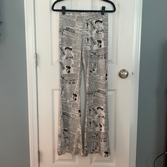 Newspaper Print Reputation Flare‎ Pants - Picture 1 of 3